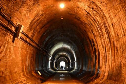 神戸市 湊川隧道 トンネルの中 神戸,神戸市,トンネルの写真素材