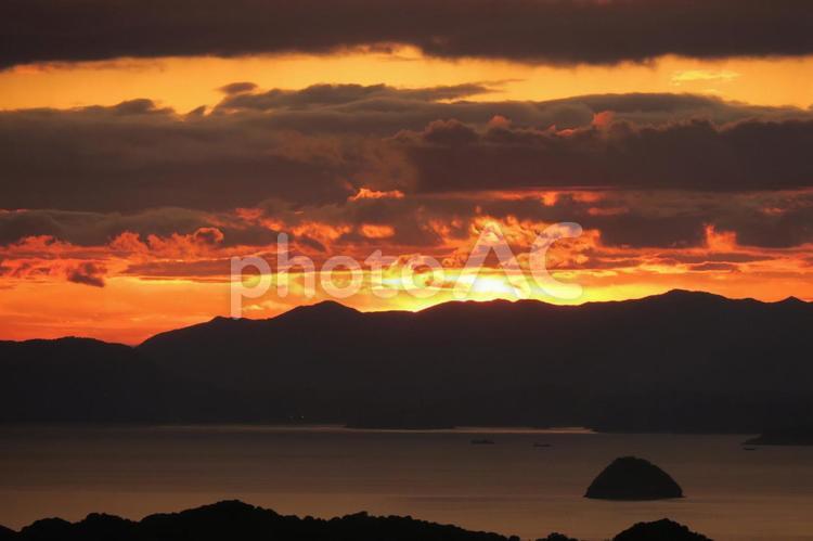 瀬戸の夕暮れ 日暮れ,暁,太陽の写真素材