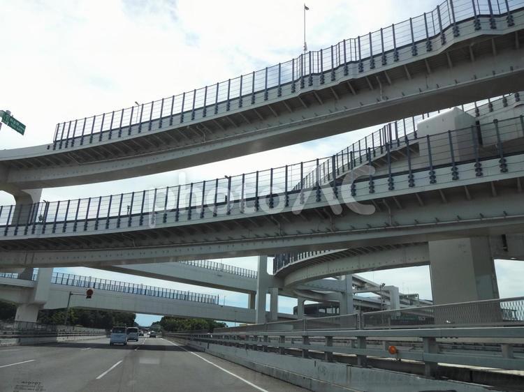 高速道路　立体交差分岐点 道路,風景,ジャンクションの写真素材