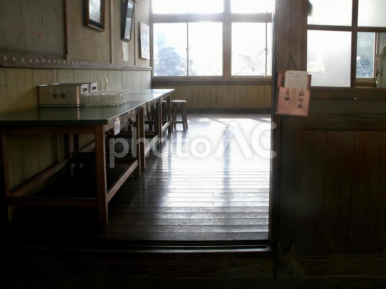 小学校の給食配膳室 配膳室,給食室,調理の写真素材