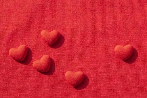 ハート(赤)2 ハート,赤,布の写真素材