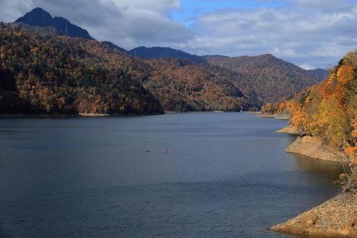 さっぽろ湖の黄葉8 さっぽろ湖の黄葉8の写真