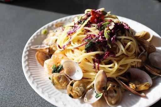 Vongole Bianco (pasta), JPG Vongole Bianco (pasta), JPG