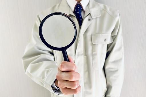 問題を発見・点検する男性作業員 診断,発見,検索の写真素材