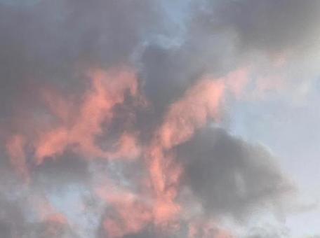嵐の前の夕方 嵐の前の夕方の写真