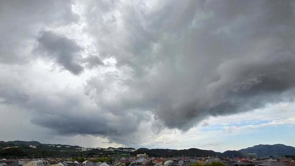 曇天(雨雲) 曇天(雨雲) 空,雲,曇りの写真素材