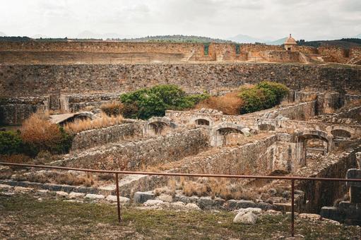 サンフェラン城の全景 サンフェラン城,遺跡,石材の写真素材