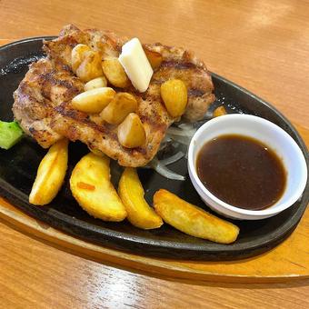 チキン_004_R0272 食べ物,グリルチキン,プレートの写真素材