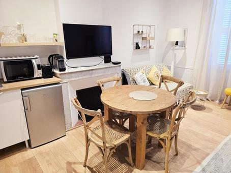 オシャレなダイニングキッチン インテリア,住宅,内装の写真素材