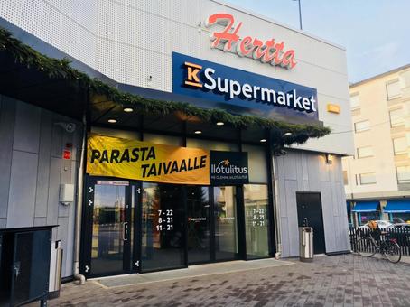 フィンランドの街並み フィンランド,ヘルシンキ,スーパーの写真素材