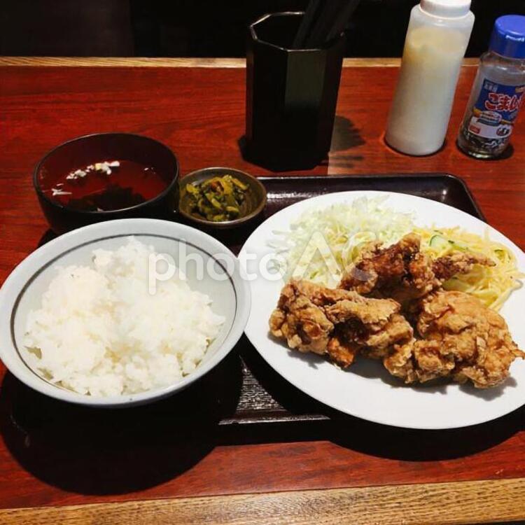 唐揚げ定食 唐揚げ定食,唐揚げ,若鶏の唐揚の写真素材
