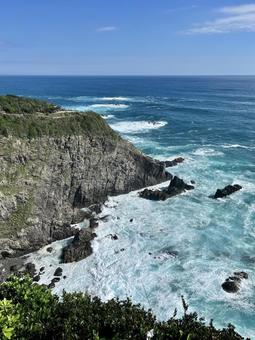 高知の足摺岬が大荒れ 高知の足摺岬が大荒れ 海,空,波の写真素材