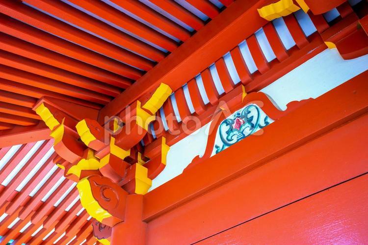 朱塗りの軒 朱塗り,神社仏閣,庇の写真素材