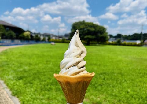 ソフトクリーム ソフトクリーム アイス,ソフトクリーム,冷菓の写真素材