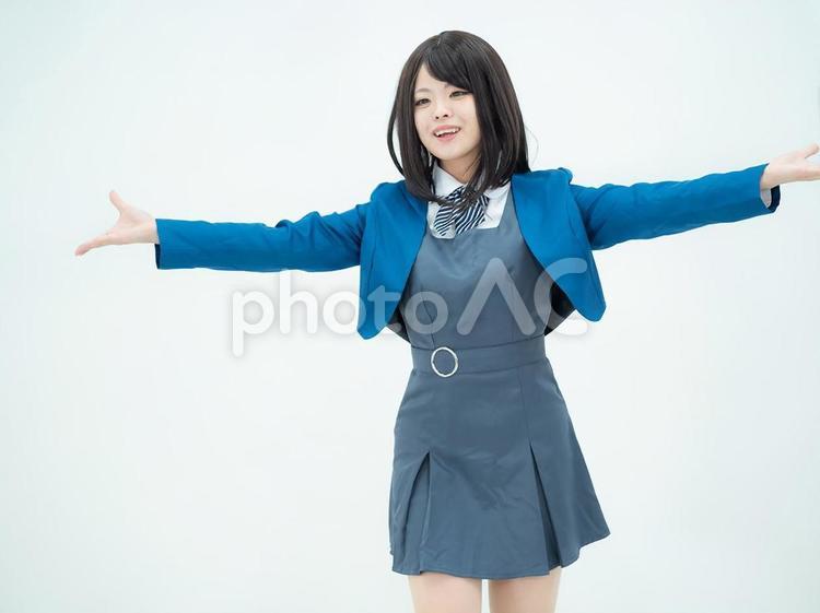 12：ダンスの撮影をする女子高生 女性,女子高生,高校生の写真素材