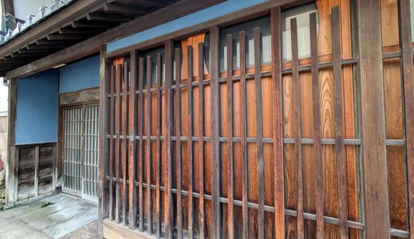 金沢の昔ながらの日本家屋 金沢の昔ながらの日本家屋の写真