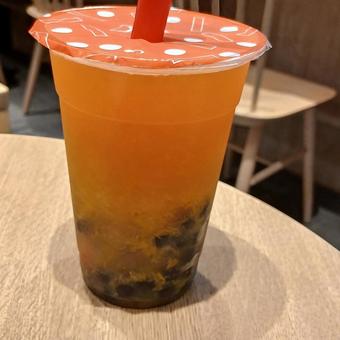 モチモチタピオカドリンク~トロピカル モチモチタピオカドリンク~トロピカル タピオカ,ドリンク,飲み物の写真素材
