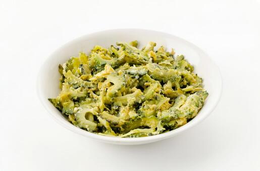 卵とゴーヤのシンプルゴーヤーチャンプルー ゴーヤーチャンプルー,たまごとゴーヤーの炒め物,苦瓜の写真素材