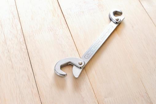 こんなレンチも使いやすい こんなレンチも使いやすい レンチ,工具,道具の写真素材