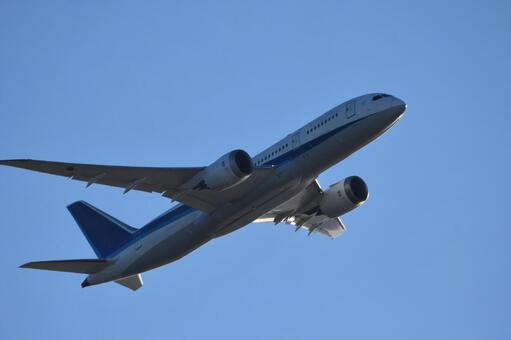 飛行機 飛行機,ジェット機,旅客機の写真素材