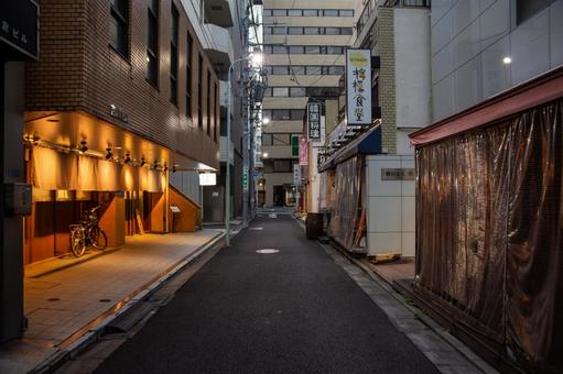 東京都中央区日本橋の路地裏 東京都中央区日本橋の路地裏 路地,路地裏,日本橋の写真素材