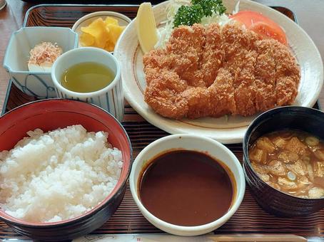 とんかつ定食 とんかつ定食 とんかつ,サクサク,和食の写真素材