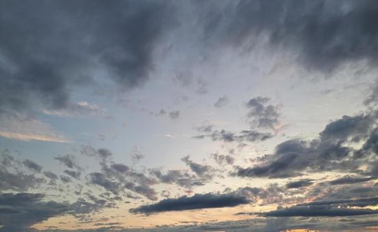 夕方の青 夕方の青の写真