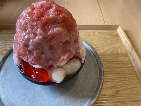 いちごのかき氷 いちご,苺,ストロベリーの写真素材