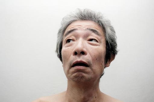悩むシニア男性 シニア男性,シニア,老人の写真素材