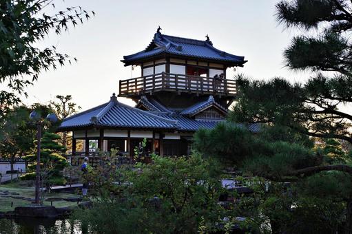 秋のたそがれの池田城 池田城,たそがれ,落日の写真素材