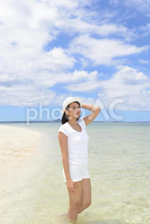 美しい海と女性 女性,海,自然の写真素材