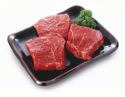 ステーキ用牛モモ肉 皿盛り ステーキ用牛モモ肉 皿盛りの写真