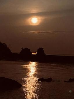 Sunset at the seaside, JPG