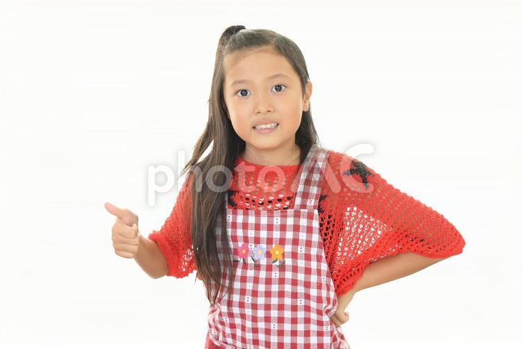 いいねのジェスチャーをする女の子 子供,女の子,コドモの写真素材