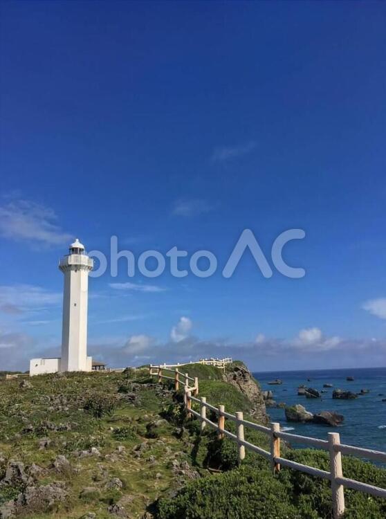宮古島東平安崎の灯台 岬,海,灯台の写真素材