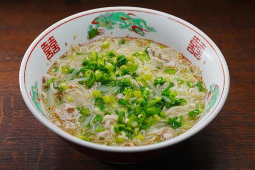 インスタントの葱ラーメン インスタントの葱ラーメンの写真