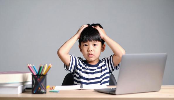 詰め込み教育 宿題が多い もうできない 詰め込み教育 宿題が多い もうできないの写真