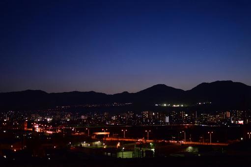 川の街広島の夜景 川の街広島の夜景の写真