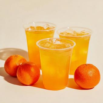 冷たい炭酸ドリンクのクローズアップ 冷たい炭酸ドリンクのクローズアップの写真