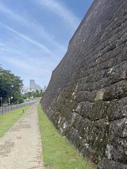 青葉城本丸北壁石垣と仙台の街並み_2 青葉城,仙台城,石垣の写真素材