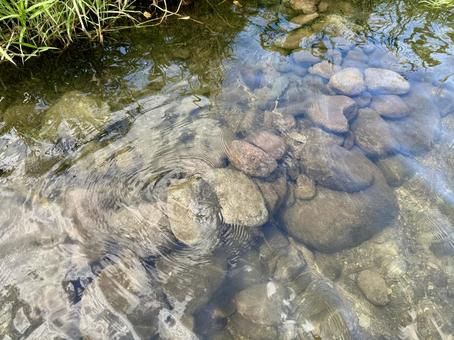 透き通った水の流れ(蛇石せせらぎ公園) 透き通った水の流れ(蛇石せせらぎ公園) 宮城,大和町,蛇石せせらぎ公園の写真素材