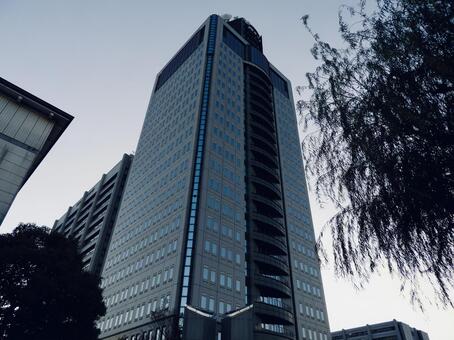 静岡県警察本部を見上げる2 静岡県警察本部,静岡県警,警察本部の写真素材