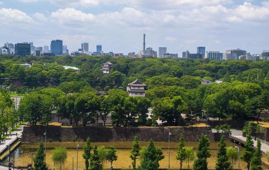 東京の街並みと皇居 東京の街並みと皇居 東京,街並み,都市風景の写真素材