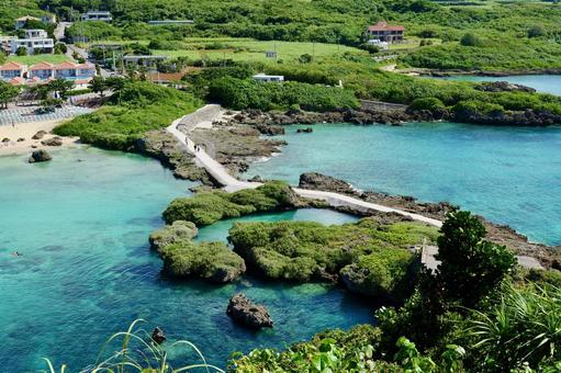 宮古島インギャーマリンガーデンの景色 インギャーマリンガーデン,宮古島,夏の写真素材