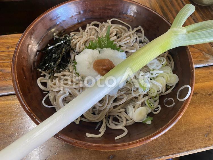 ねぎそば 大内宿,長ネギ,そばの写真素材