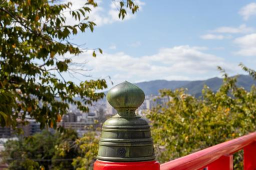 手すりに取り付けられた擬宝珠 手すりに取り付けられた擬宝珠 擬宝珠,手すり,高欄の写真素材