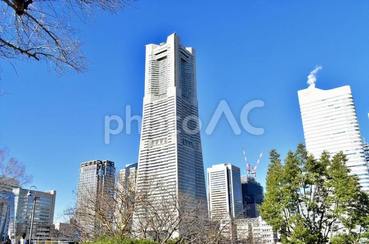 横浜　ランドマークタワーと街並み みなとみらい,ランドマークタワー,ランドマークの写真素材