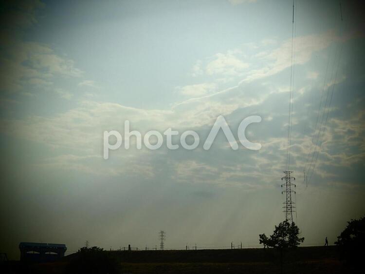 鉄塔がある風景 鉄塔,送電線,電線の写真素材