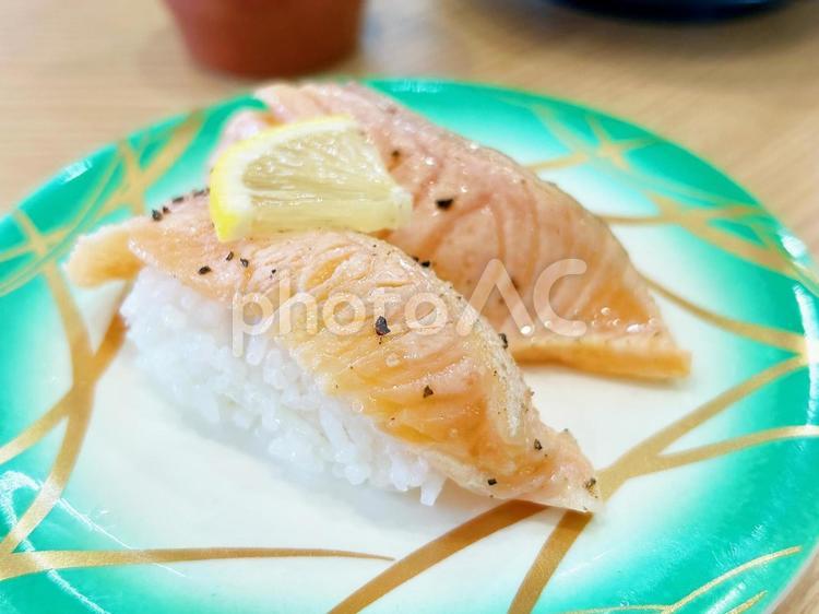 おいしそうな炙りサーモン お寿司,鮨,食べ物の写真素材
