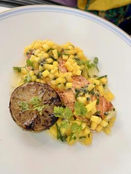 ラデュレのランチ ラデュレのランチ パリ,ラデュレ,サーモンの写真素材